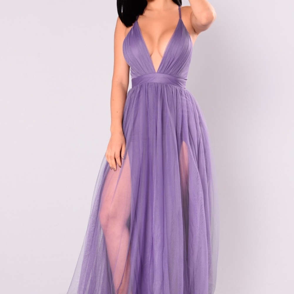 NFS!!!!!Fashion Nova “On the Runway” Prom Dress